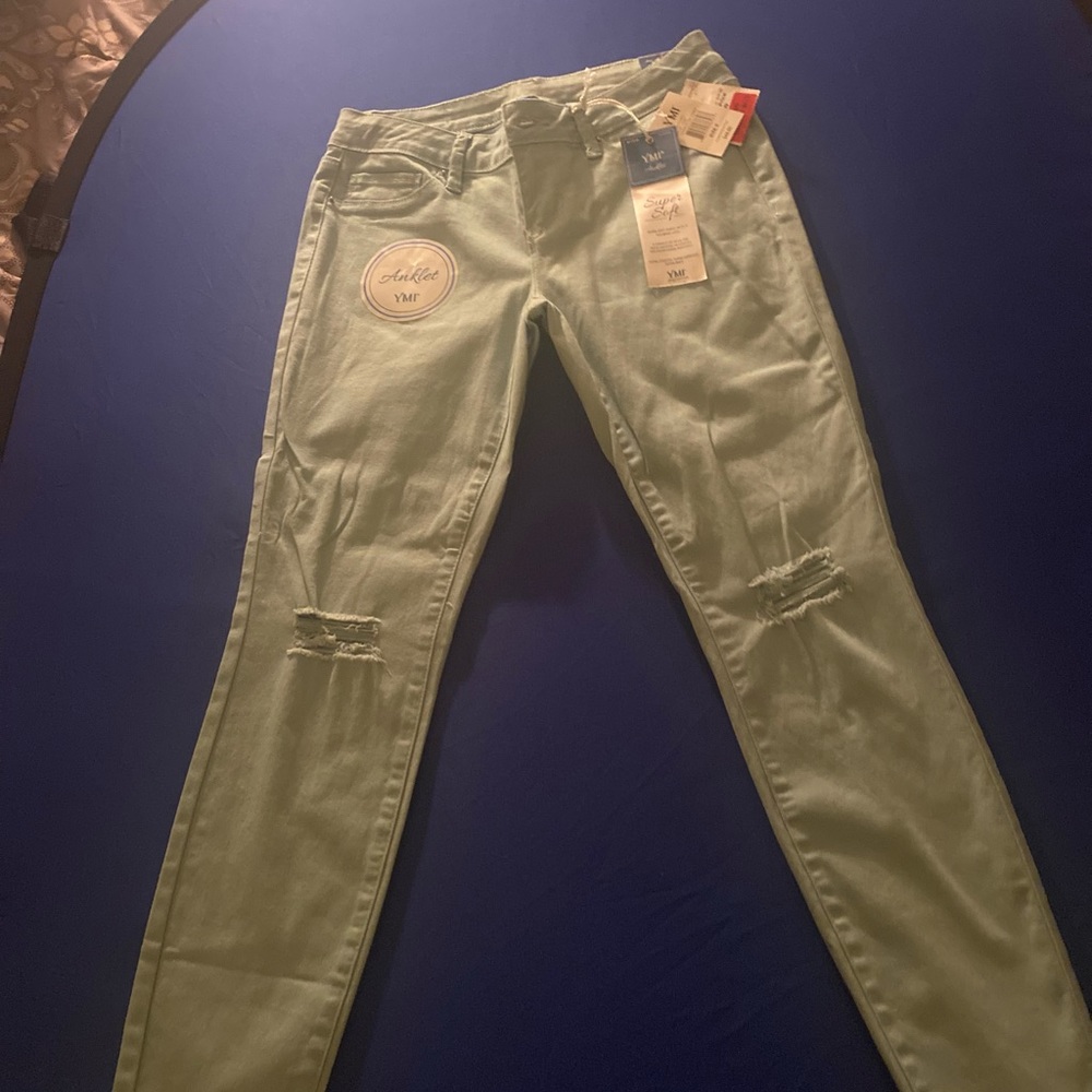 Skinny jeans